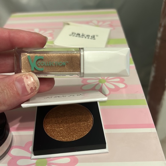 Make up bundle - Picture 4 of 4